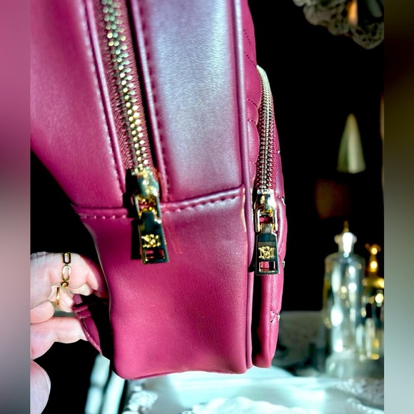 NWT Badgley Mischka quilted backpack - Picture 3 of 8